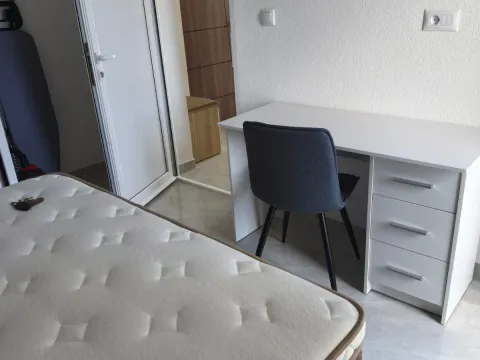 Rent, one bedroom apartment, 50m², Bjeliši, Bar - image 7