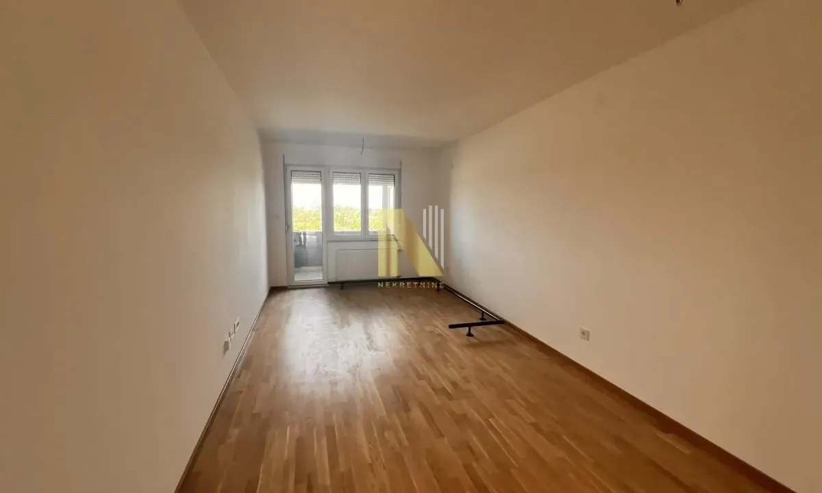 Sale, three bedroom apartment, 64m², Avijatičarsko naselje, Novi Sad Sve Podlokacije