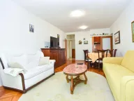 Izdavanje, trosoban stan, 130m², Budva, Crna Gora - image 1