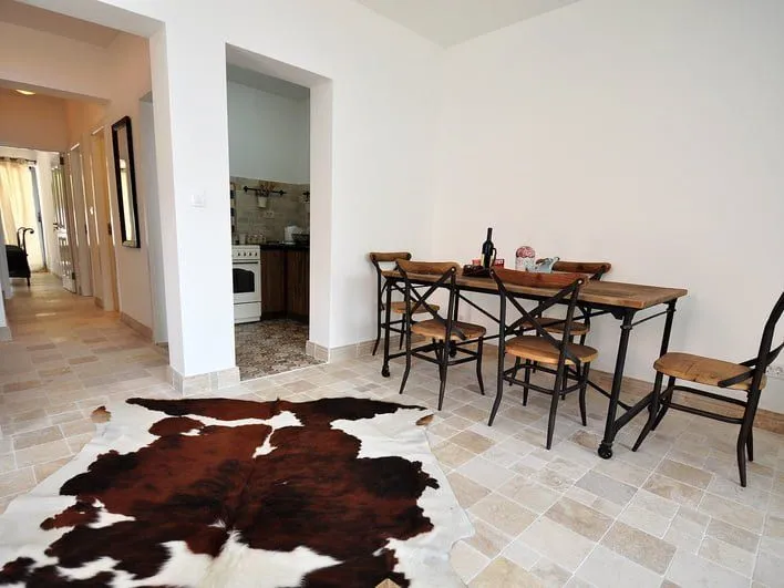 Prodaja, stan, 102m², Risan, Kotor