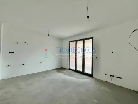 Prodaja, jednosoban stan, 37m², Donja Lastva, Tivat - image 8