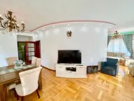 Rent, house, 400m², Markovići, Budva - image 12