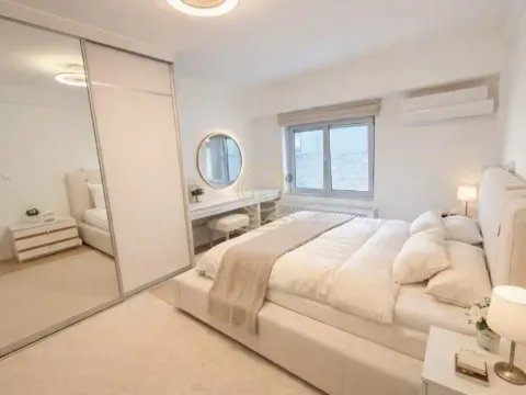 Izdavanje, trosoban stan, 102m², Vračar Hram, Vračar Sve Podlokacije - image 14
