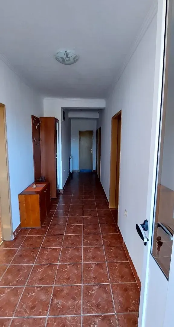Rent, three bedroom apartment, 130m², Dahna, Podgorica