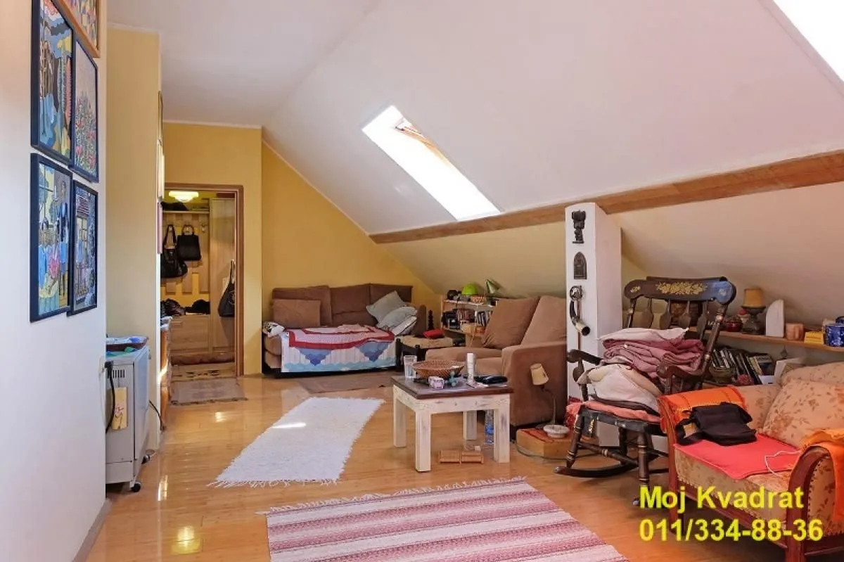 Prodaja, trosoban stan, 88m², Stari Grad, Beograd