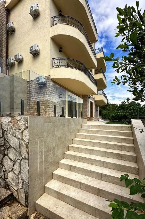 Prodaja, jednosoban stan, 36m², Kamenari, Herceg Novi