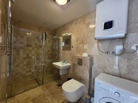 Sale, one bedroom apartment, 74m², Pržno, Budva - image 24