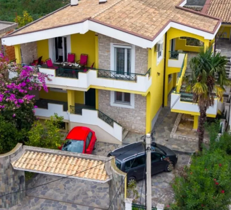 Prodaja, kuća, 160m², Zankovići, Bar