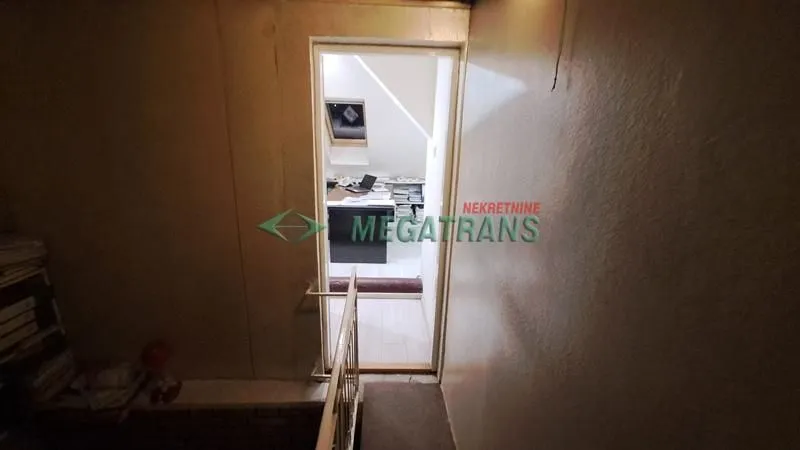 Rent, office space, 100m², Banatić, Novi Sad Sve Podlokacije