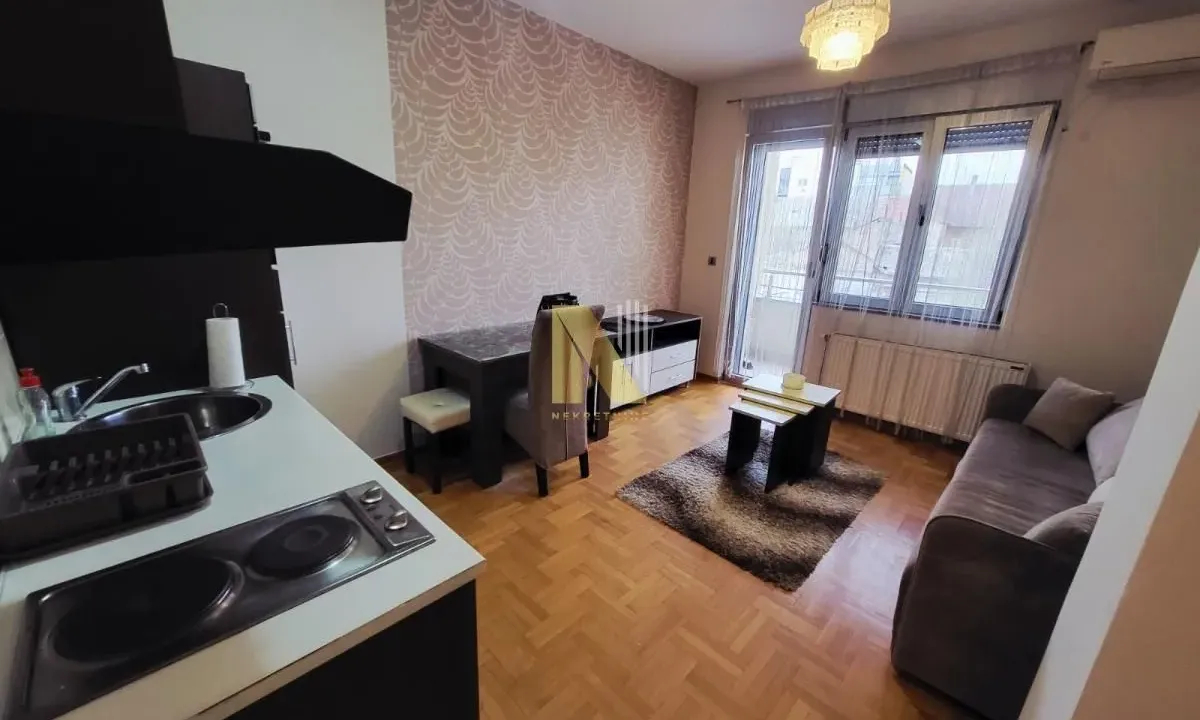 Rent, studio apartment, 24m², Centar, Novi Sad
