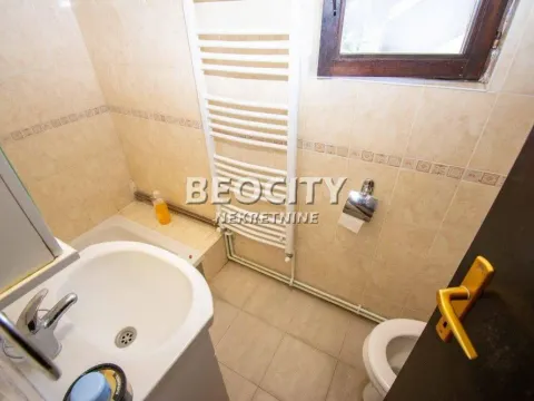 Sale, house, 186m², Novi Grad, Subotica - image 11