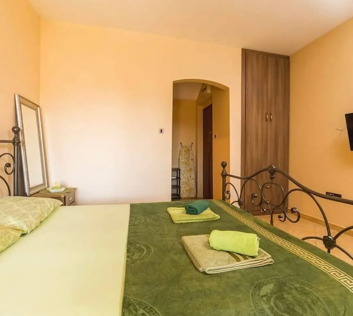 Rent, house, 280m², Centar, Budva