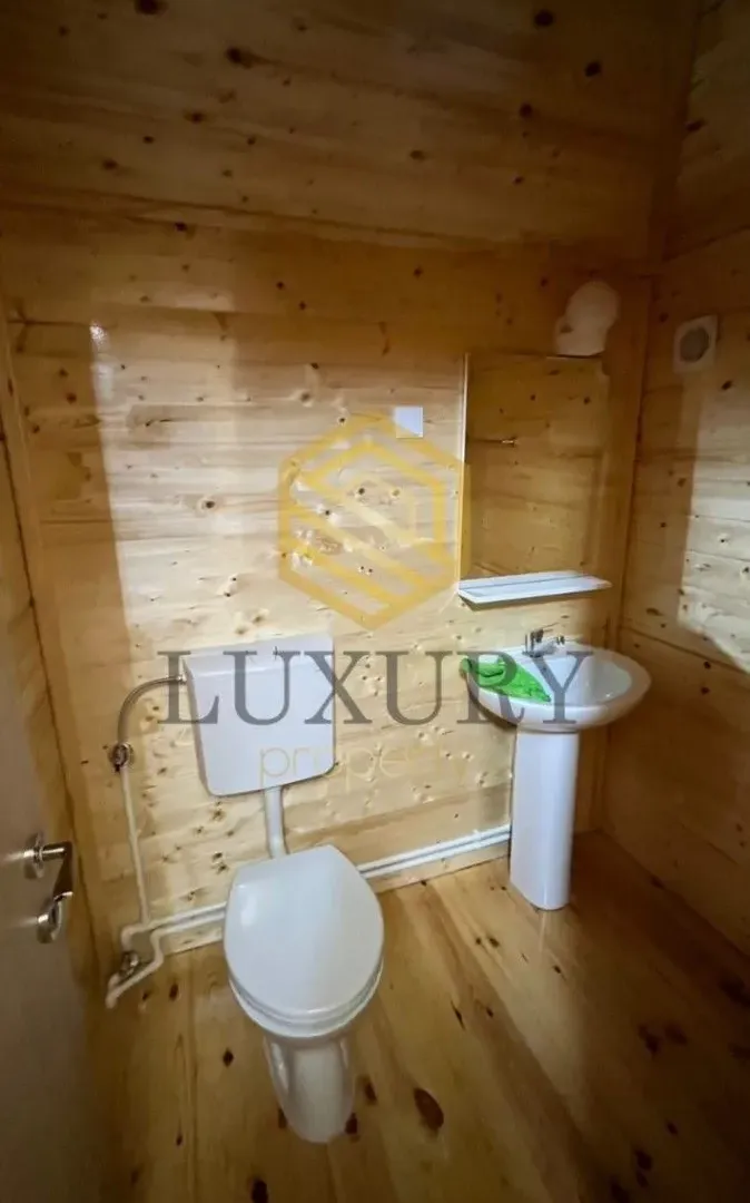 Izdavanje, kuća, 63m², Centar, Kolašin