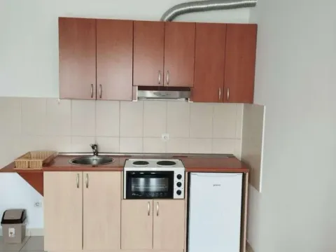Izdavanje, četvorosoban stan, 130m², Kej, Novi Sad Sve Podlokacije - image 12