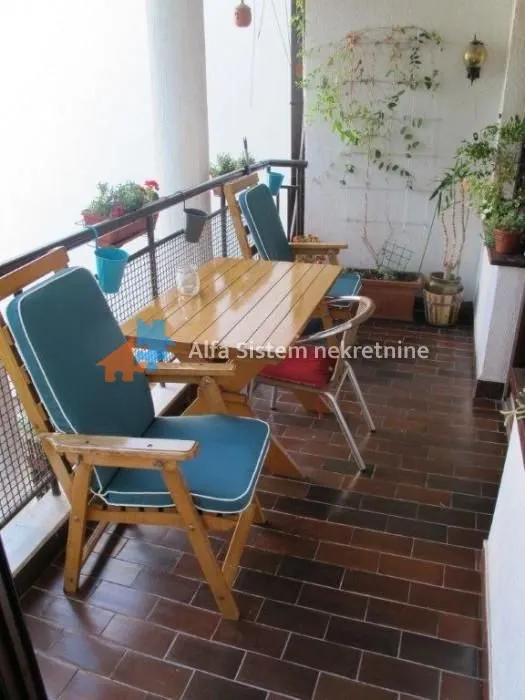 Rent, three bedroom apartment, 90m², Savski Venac, Beograd