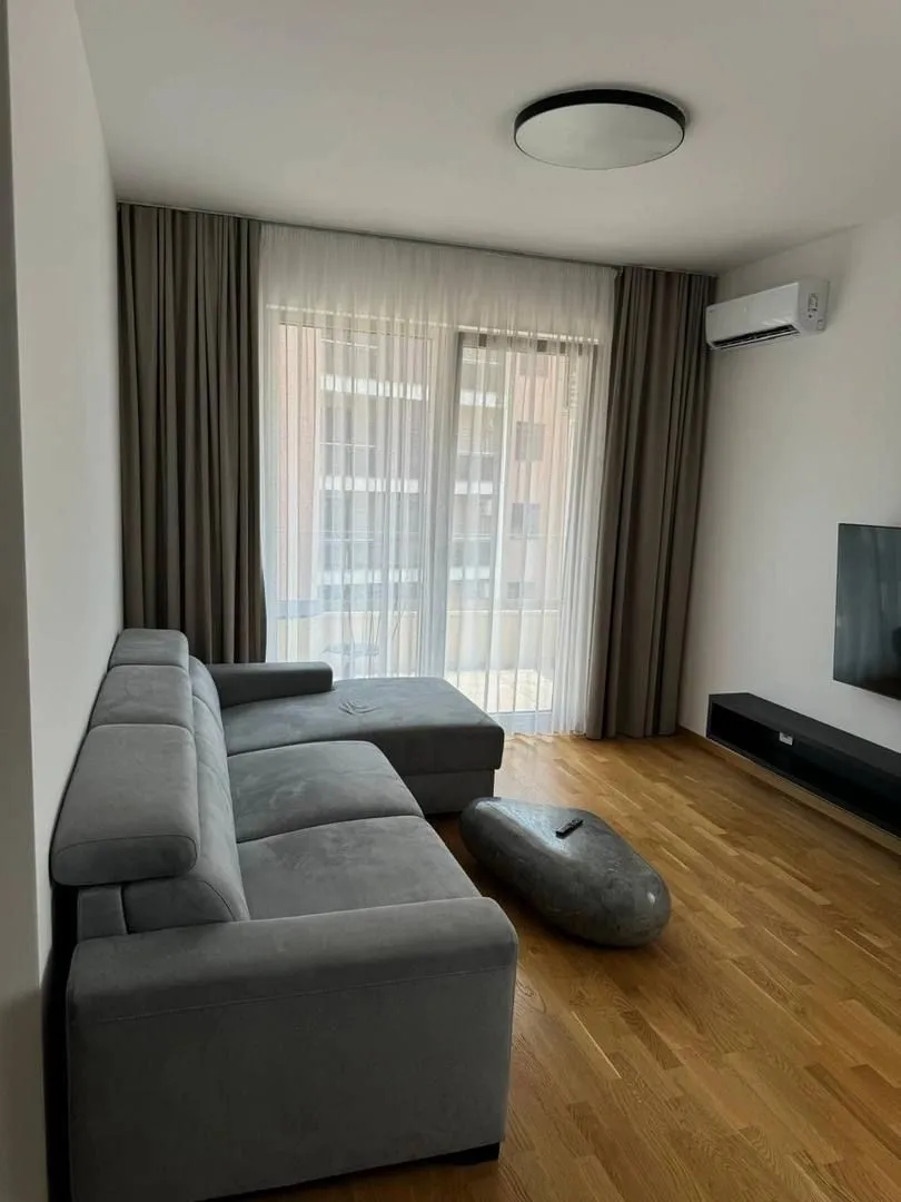 Rent, two bedroom apartment, 74m², Bečići, Budva