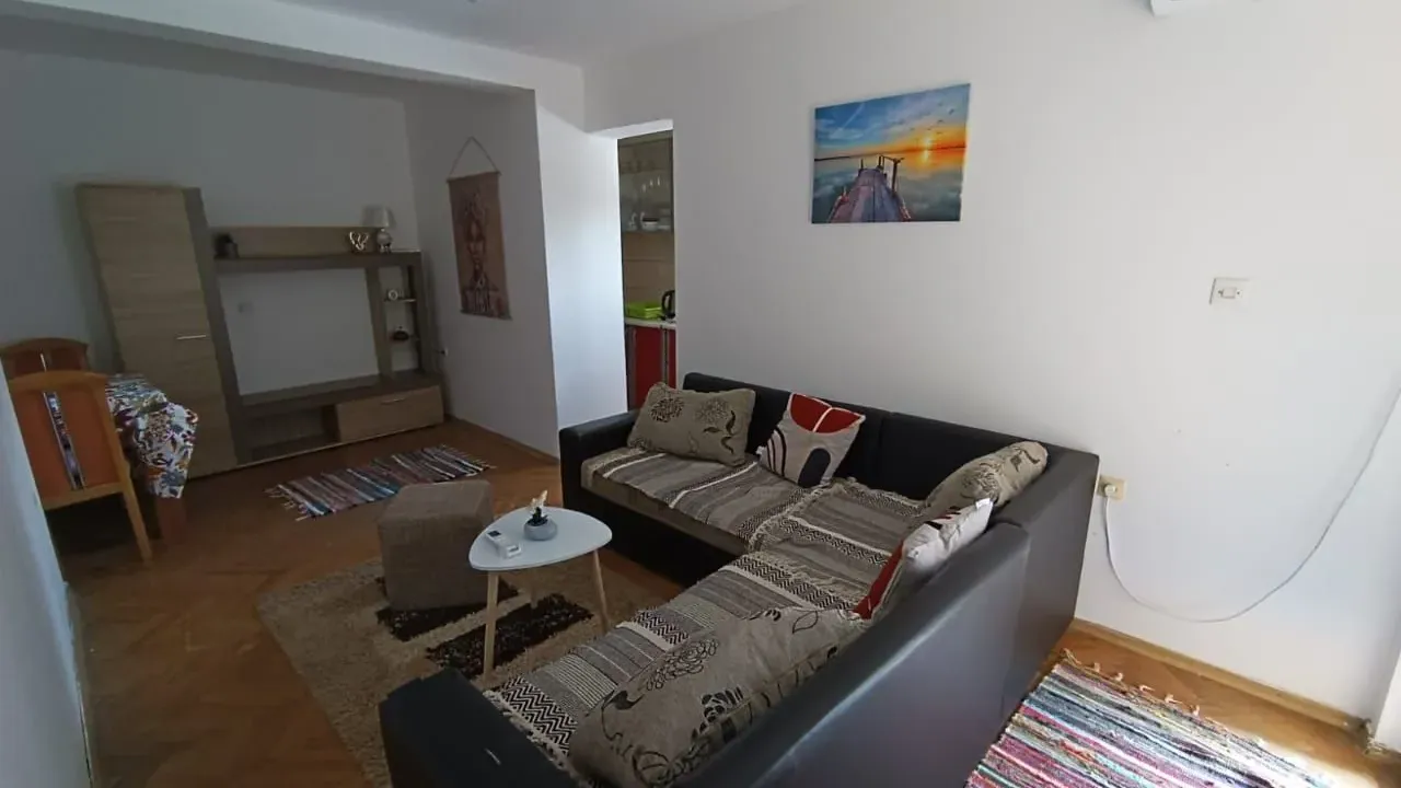 Prodaja, dvosoban stan, 50m², Dumidran, Tivat