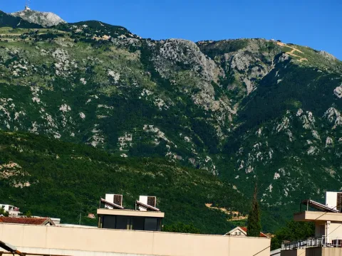 Sale, house, 242m², Kalimanj, Tivat - image 6
