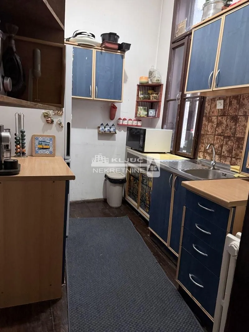 Prodaja, četvorosoban stan, 153m², Stari Grad, Beograd
