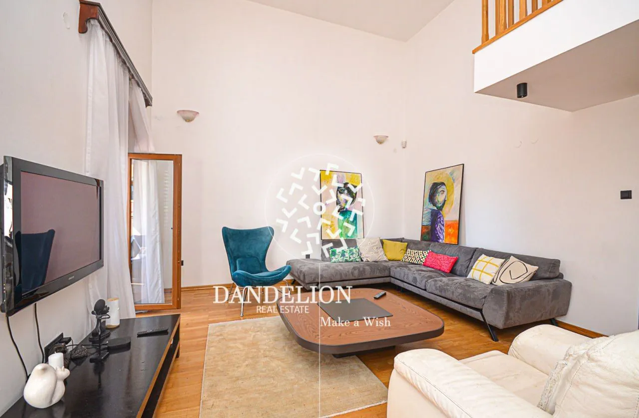 Izdavanje, stan, 300m², Gorica C, Podgorica