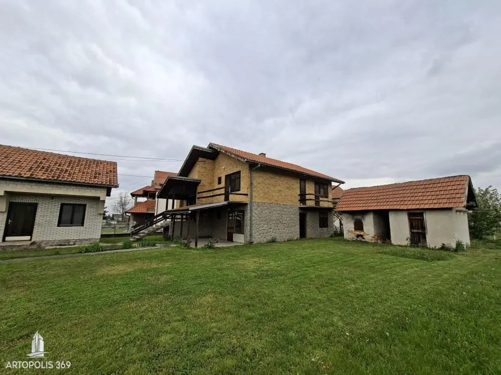 Prodaja, kuća, 130m², Lazarevac, Beograd