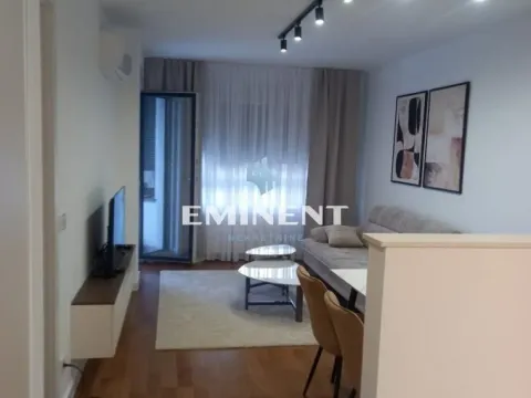 Izdavanje, dvosoban stan, 2m², Zemun Gornji Grad, Zemun Sve Podlokacije - image 2