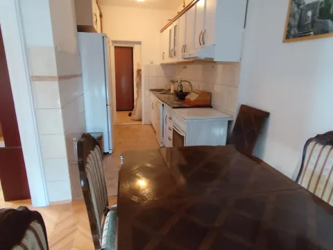 Izdavanje, jednosoban stan, 58m², Centar, Podgorica - image 5