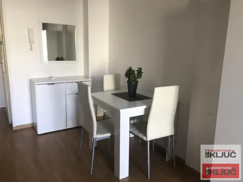 Izdavanje, garsonjera, 28m², Socijalno, Novi Sad Sve Podlokacije - image 4