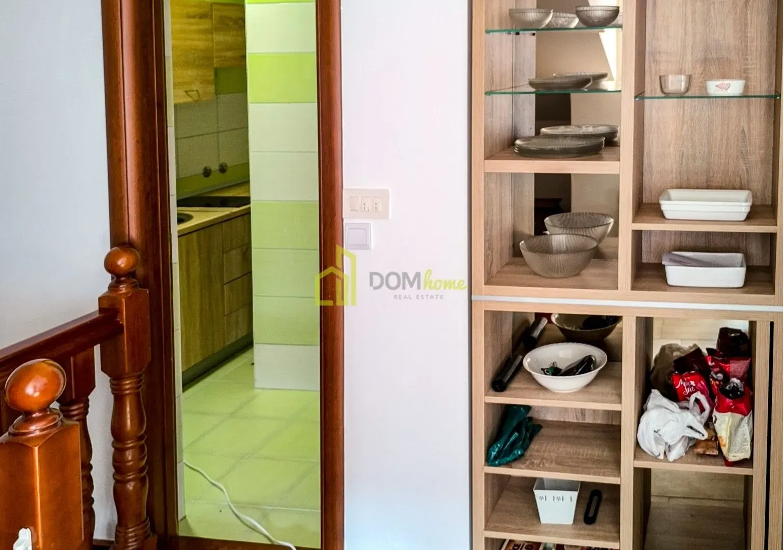 Sale, two bedroom apartment, 78m², Centar, Tivat
