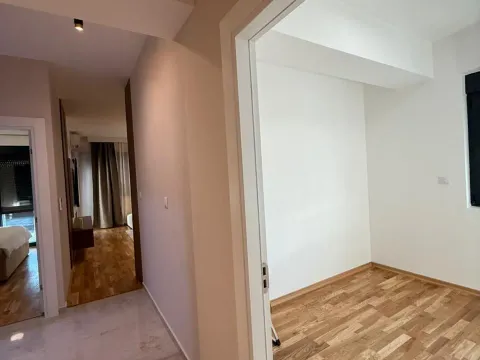 Izdavanje, dvosoban stan, 65m², Preko Morače, Podgorica - image 12