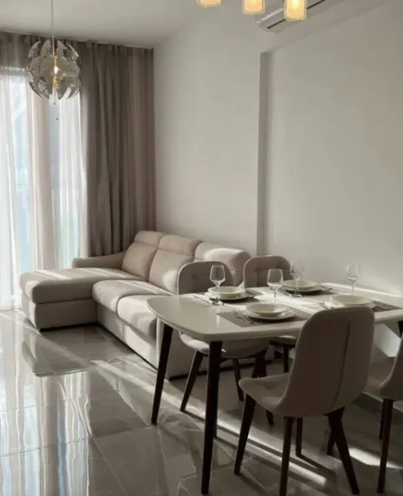 Rent, one bedroom apartment, 60m², Bečići, Budva