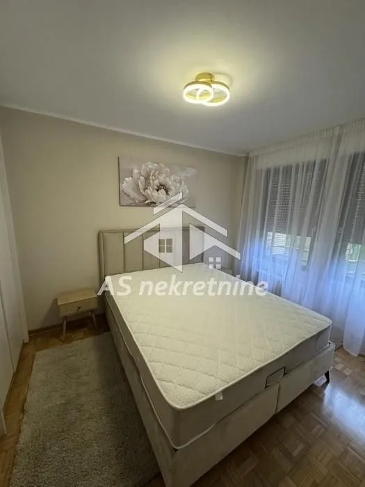Rent, four bedroom apartment, 86m², Čukarica, Beograd