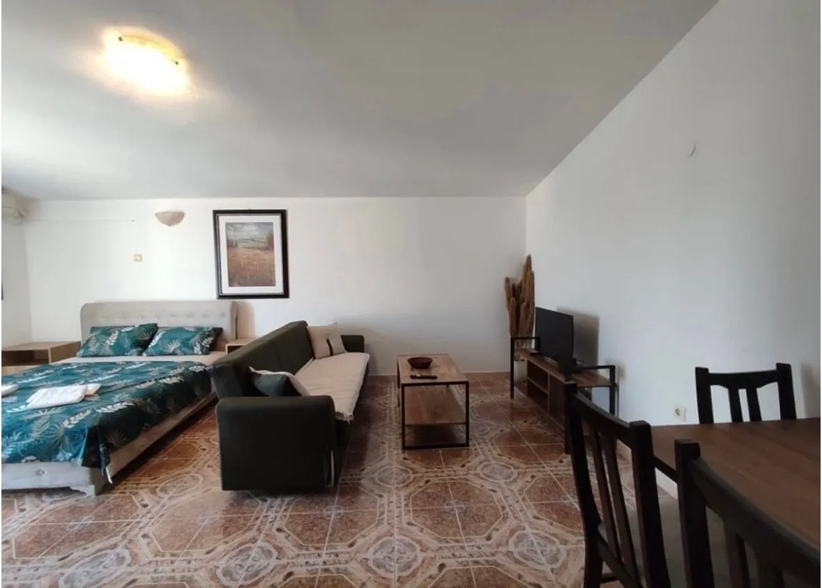 Rent, studio apartment, 30m², Šušanj, Bar