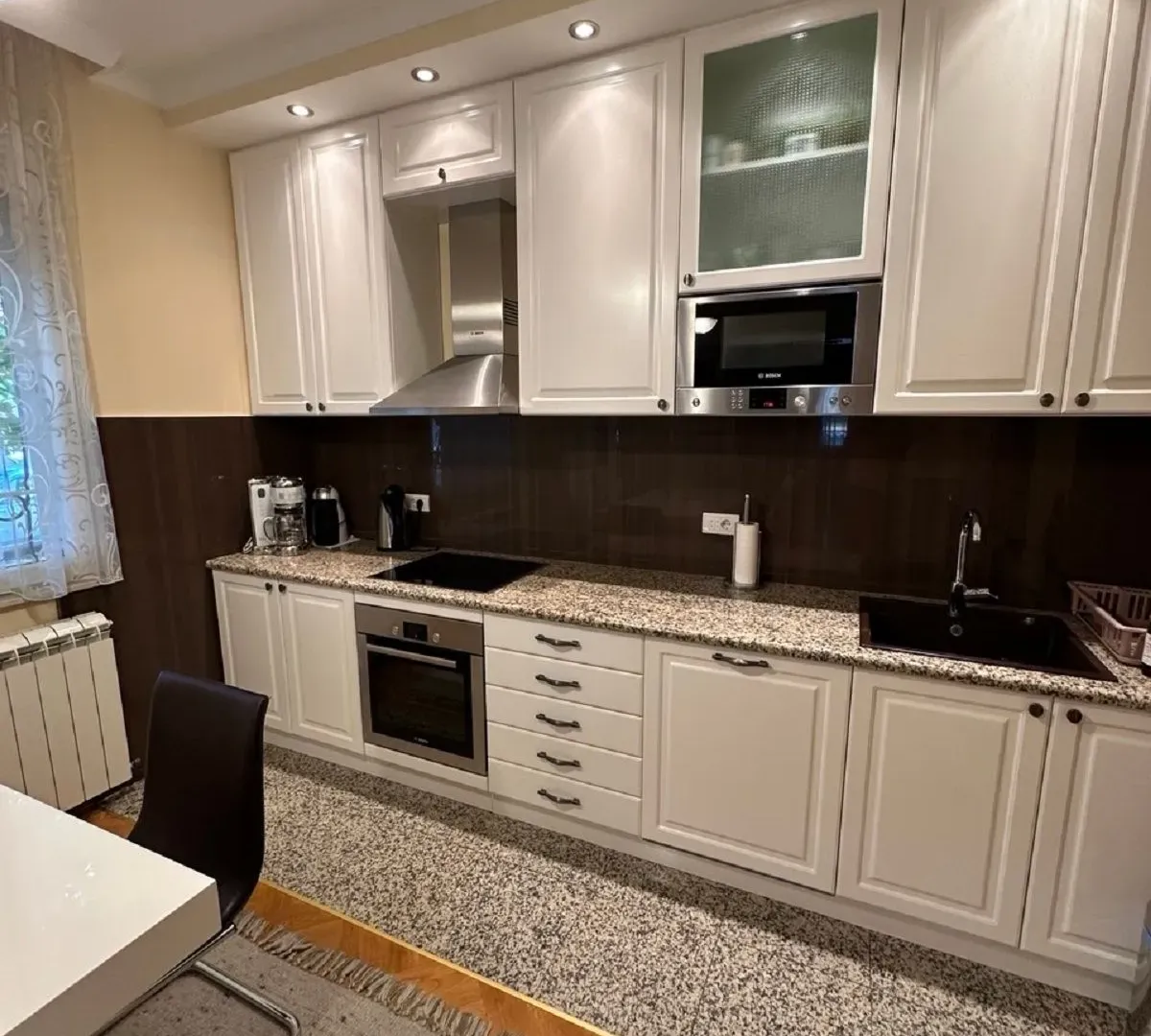 Prodaja, kuća, 250m², Altina, Beograd