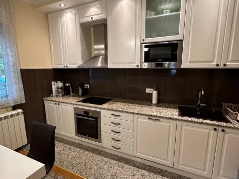 Prodaja, kuća, 250m², Altina, Beograd - image 2