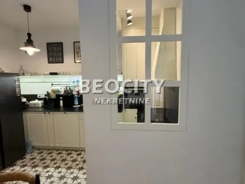 Prodaja, trosoban stan, 83m2, Bajlonijeva Pijaca, Beograd