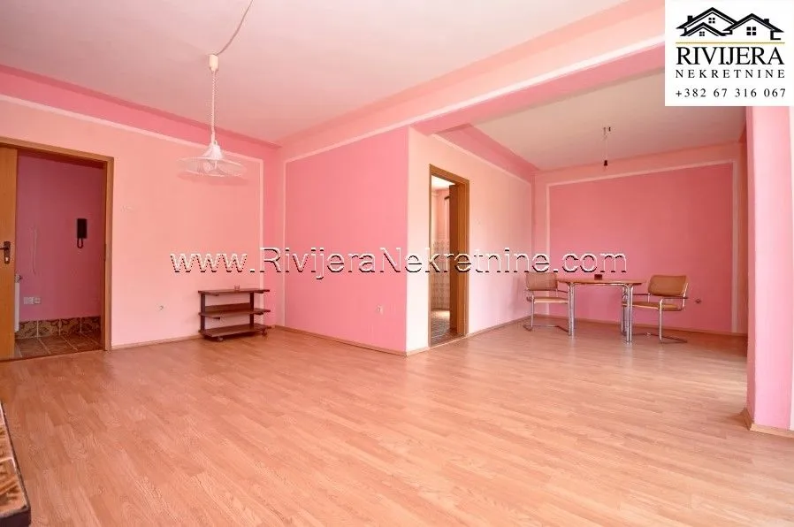 Prodaja, dvosoban stan, 79m², Đenovići, Herceg Novi