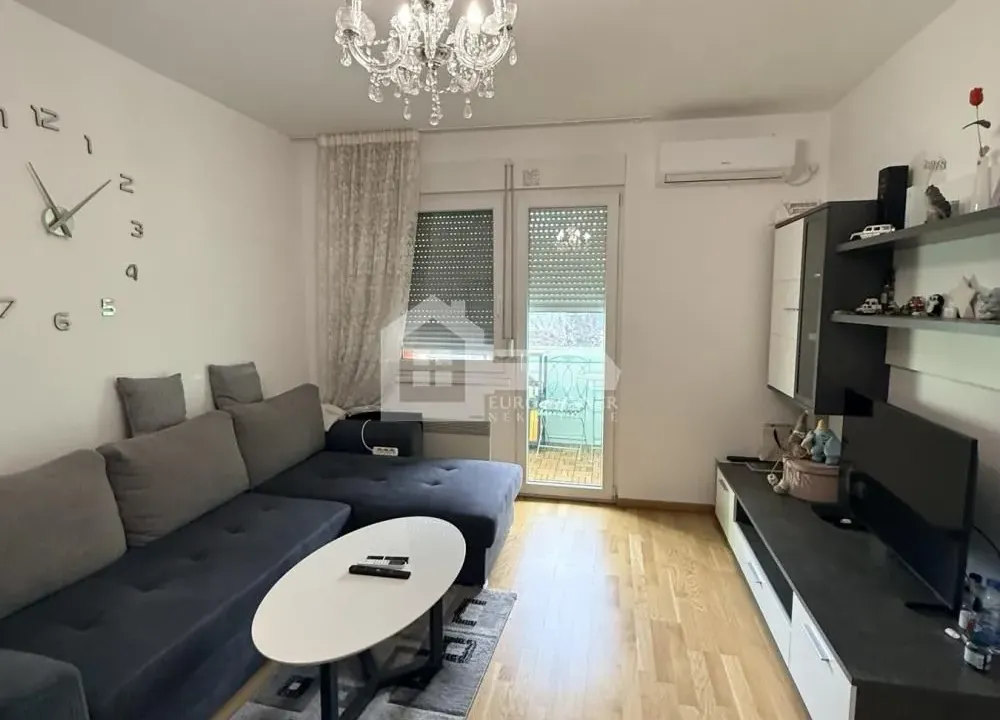 Sale, one bedroom apartment, 40m², Brace Jerković, Voždovac Sve Podlokacije