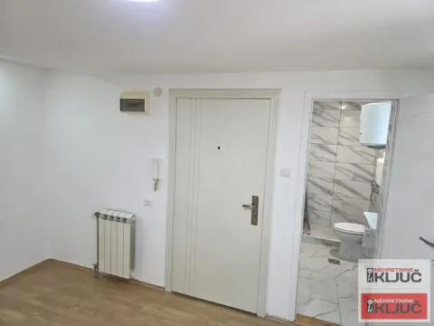 Prodaja, jednosoban stan, 33m², Socijalno, Novi Sad Sve Podlokacije - image 2