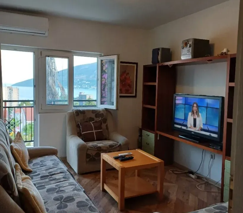Rent, two bedroom apartment, 55m², Igalo-Petlja, Herceg Novi