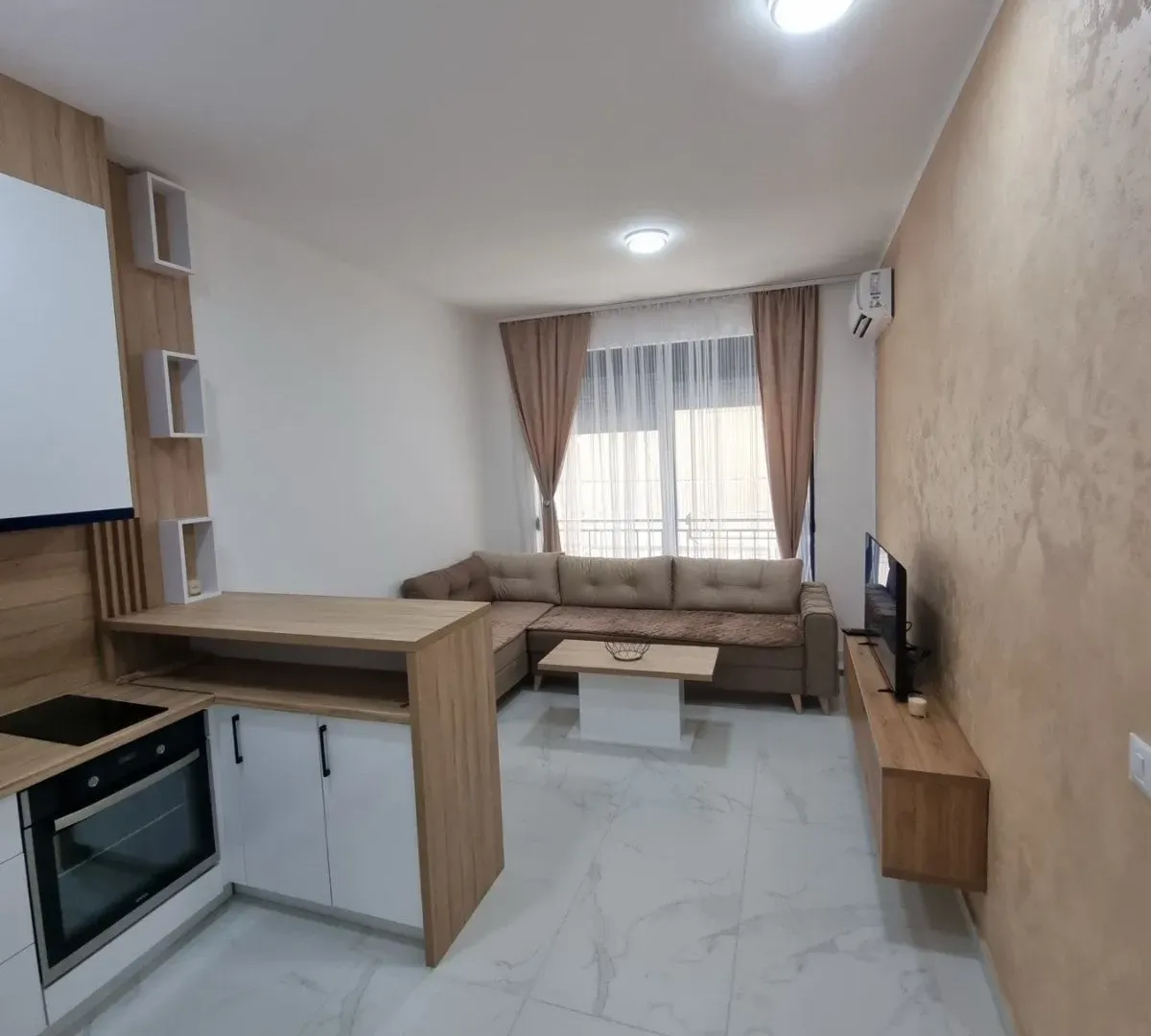 Rent, studio apartment, 24m², Bečići, Budva