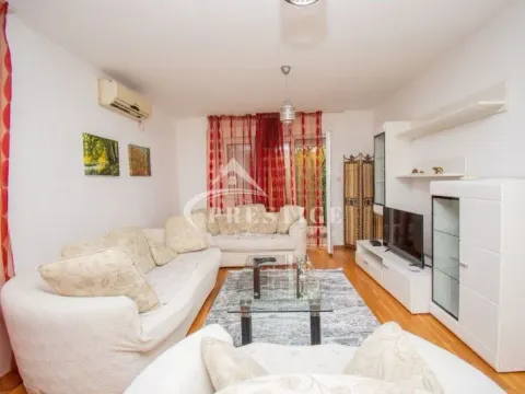 Izdavanje, trosoban stan, 80m², Preko Morače, Podgorica - image 3