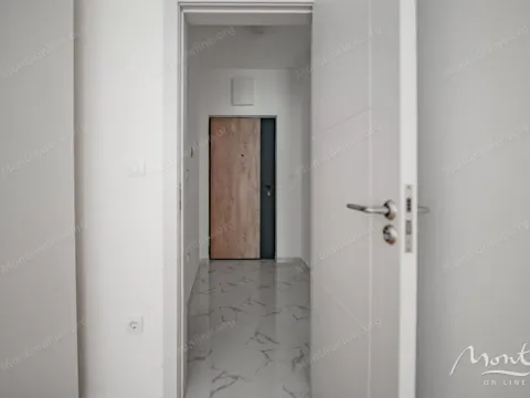 Sale, one bedroom apartment, 46m², Podkošljun, Budva - image 13