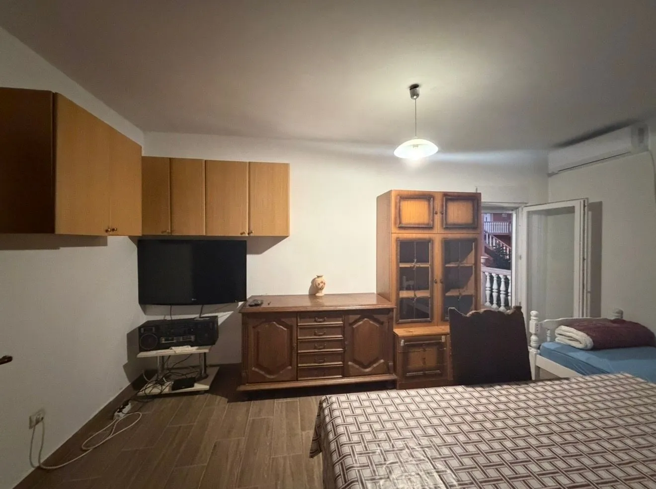 Rent, two bedroom apartment, 80m², Gradiošnica, Tivat