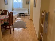 Rent, two bedroom apartment, 60m², Budva, Crna Gora - image 9