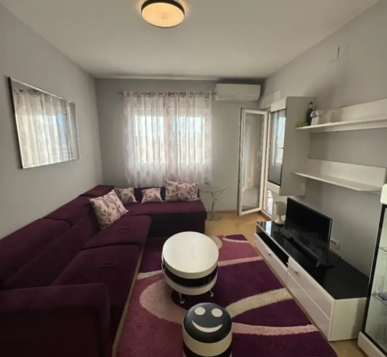 Prodaja, jednosoban stan, 46m², City Kvart, Podgorica