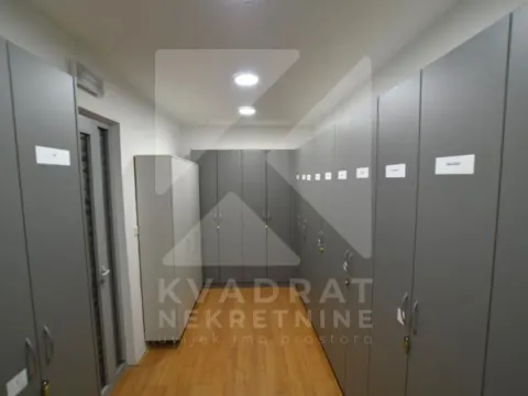 Izdavanje, poslovni prostor, 150m², Kruševac, Podgorica - image 9