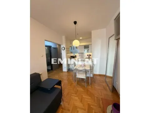 Rent, two bedroom apartment, 41m², Neimar, Vračar Sve Podlokacije - image 4