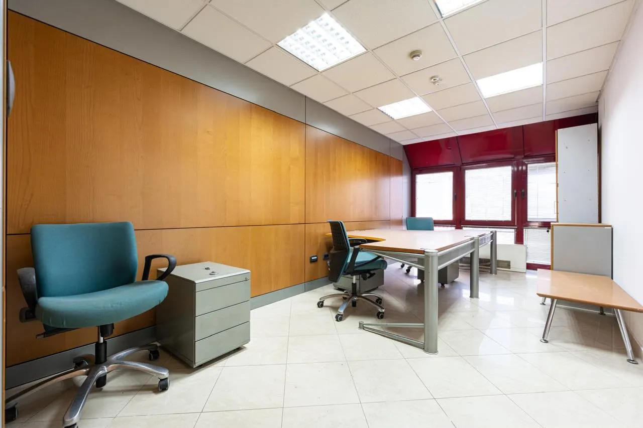 Rent, office space, 414m², Preko Morače, Podgorica