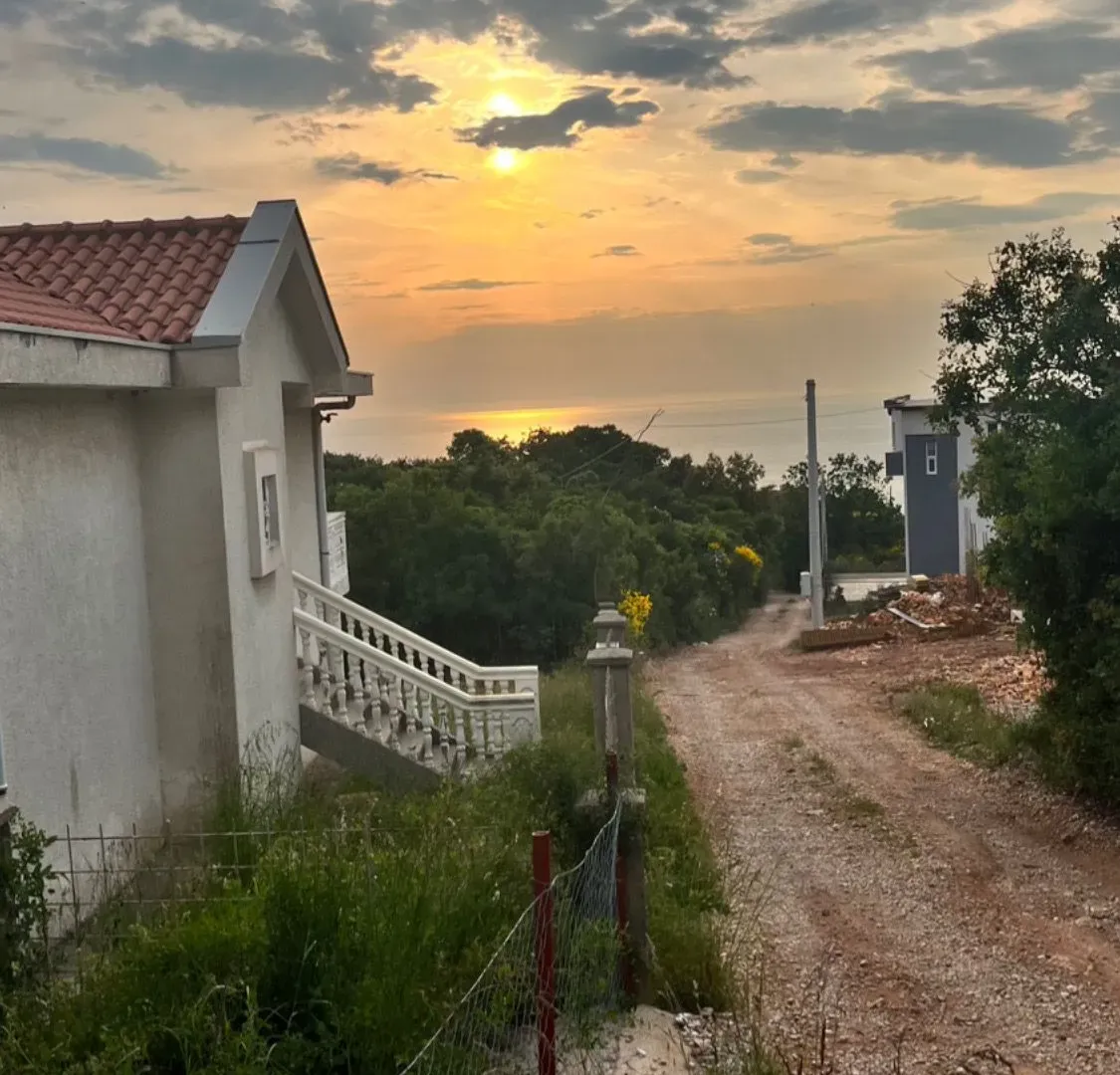Sale, land lot, 196m², Utjeha, Bar
